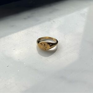 MEJURI Honey Bee Signet Ring (size 3)
